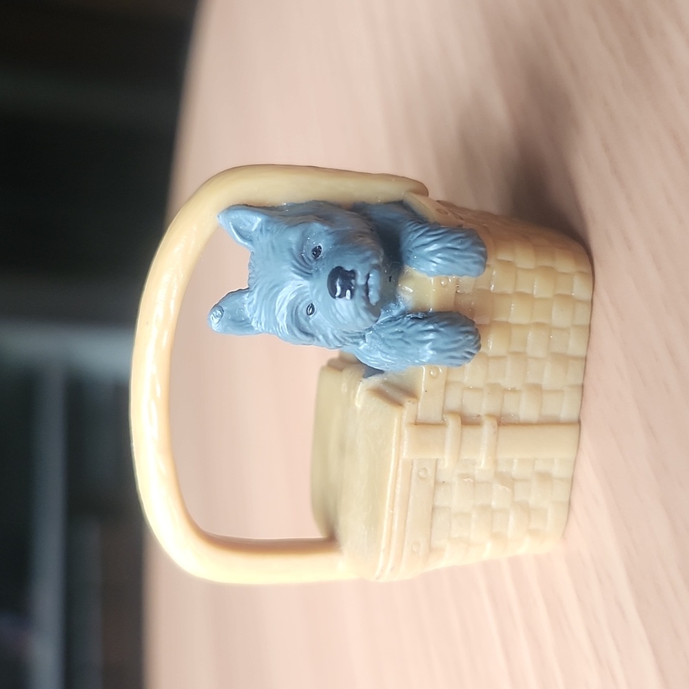 2008 McDonalds toy Madame Alexander Toto from Wizard of Oz in basket